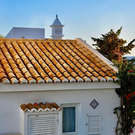 Aquamarine - Gemstone Getaway ואלה דה לובו