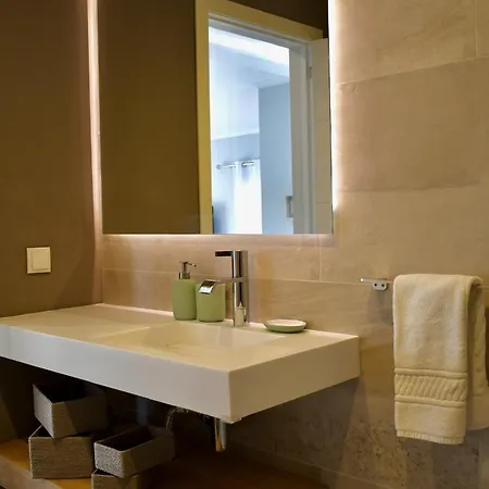 Aquamarine - Gemstone Getaway