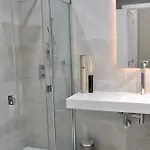 Aquamarine - Gemstone Getaway Apartamento *