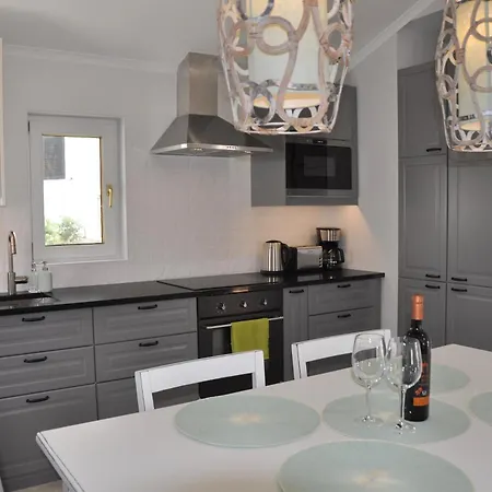 Aquamarine - Gemstone Getaway Appartement